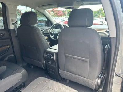 2022 GMC Acadia SLE