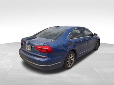 2016 Volkswagen Passat 1.8T S