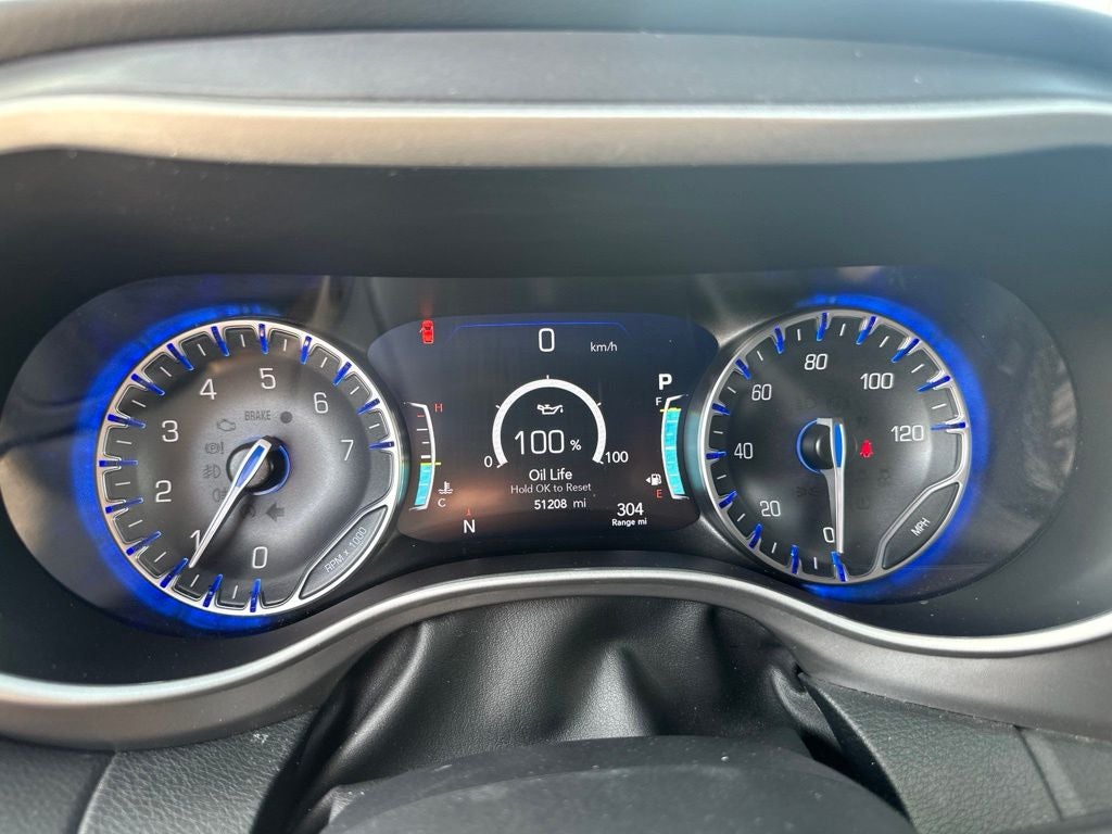 2025 Chrysler Pacifica Select