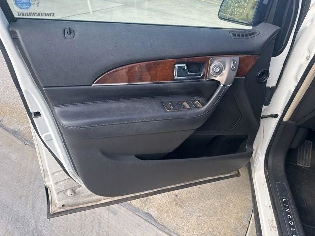 2013 Lincoln MKX Base