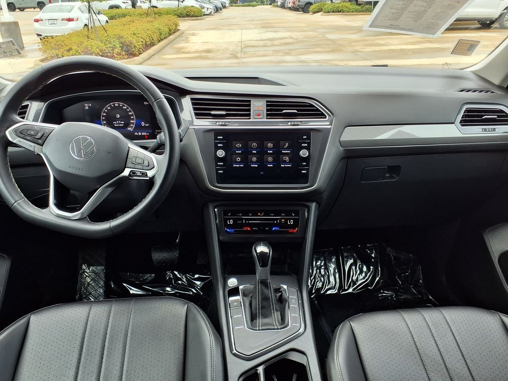 2023 Volkswagen Tiguan 2.0T SE