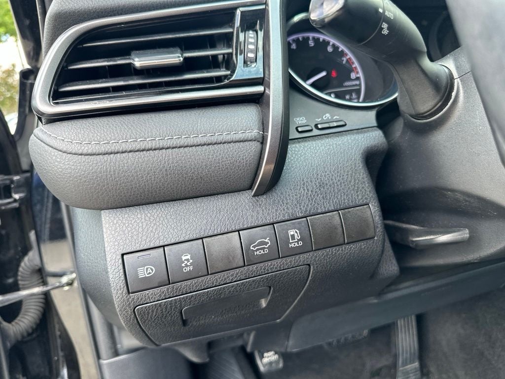2020 Toyota Camry SE Nightshade