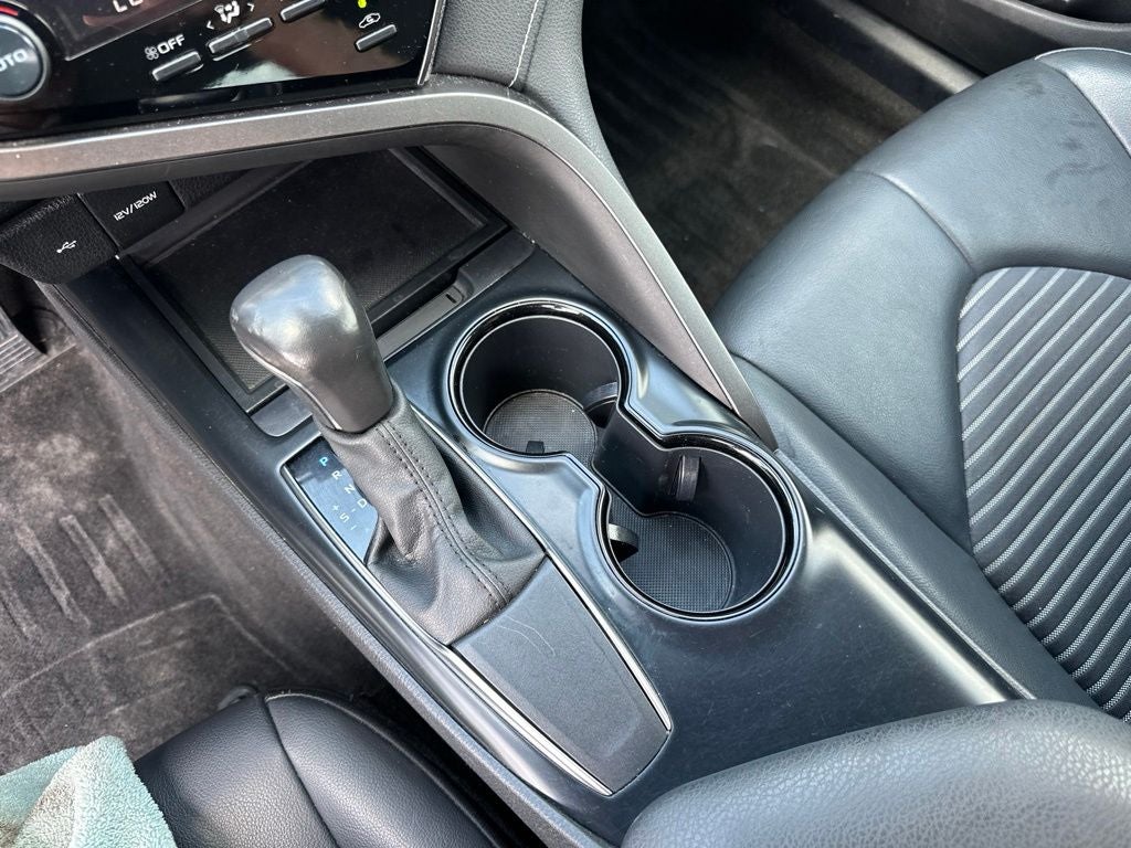 2020 Toyota Camry SE Nightshade