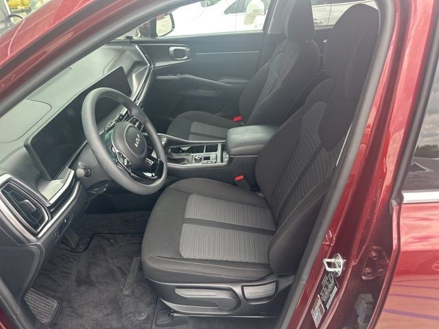 2025 Kia Sorento LX