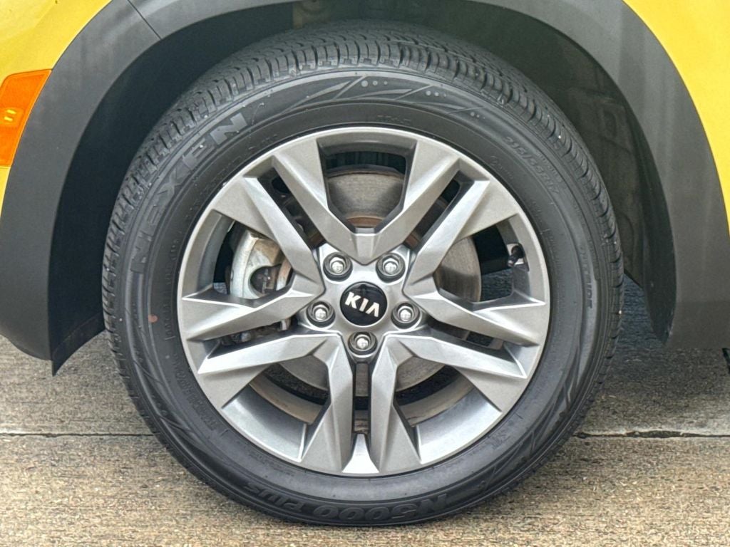 2021 Kia Seltos S