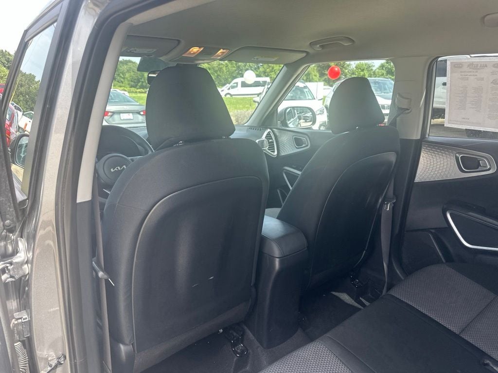 2025 Kia Soul LX