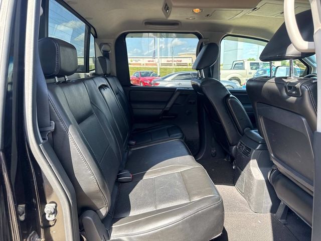 2010 Nissan Titan LE