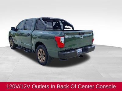 2024 Nissan Titan SV