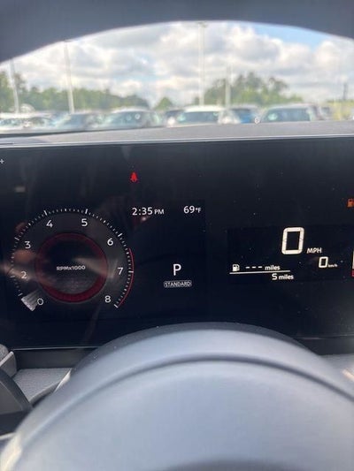 2025 Nissan Kicks SV