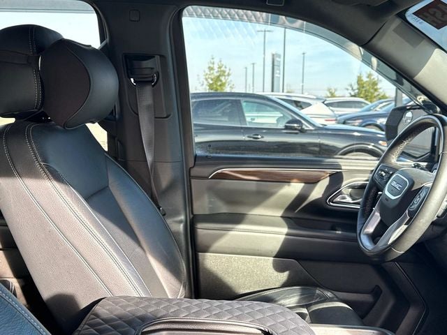 2023 GMC Yukon XL SLE