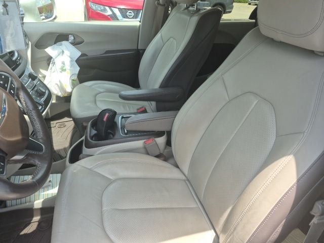 2019 Chrysler Pacifica Touring L Plus