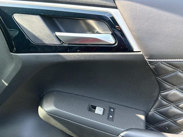 2023 Mitsubishi Outlander SEL Black Edition