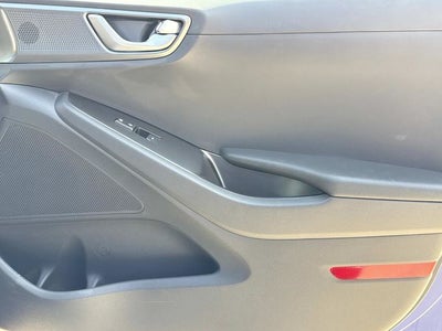 2020 Hyundai Ioniq Hybrid SE