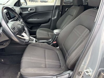 2022 Hyundai Venue SEL
