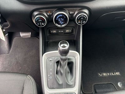 2022 Hyundai Venue SEL