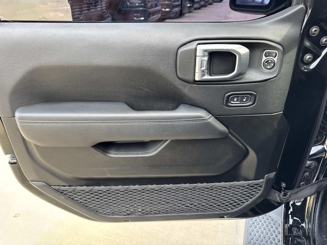 2022 Jeep Wrangler Unlimited Sahara 4x4