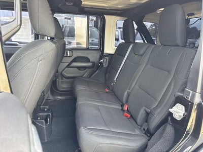 2022 Jeep Wrangler Unlimited Sahara 4x4
