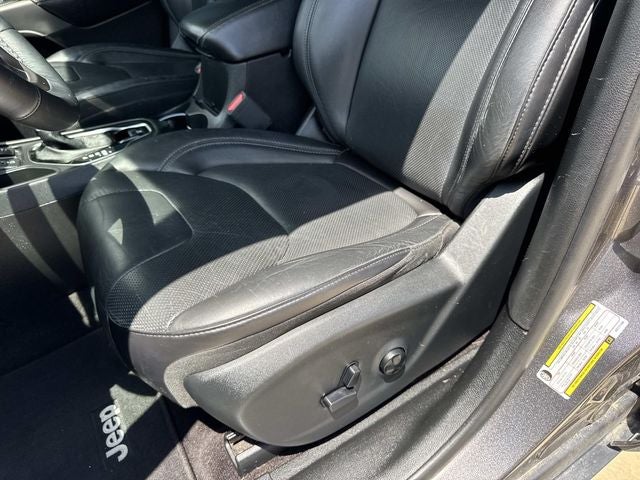 2019 Jeep Cherokee Limited FWD