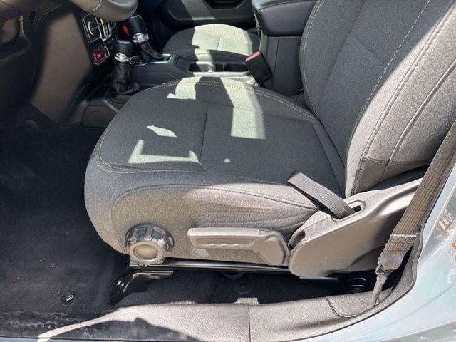 2025 Jeep Wrangler 4-Door Willys 4x4