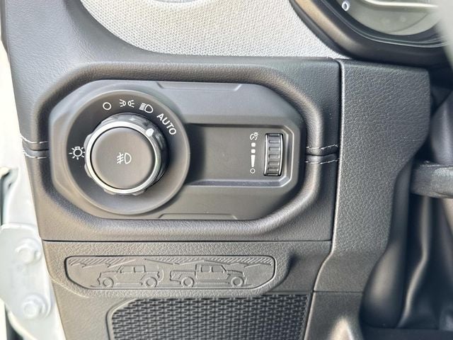 2024 Jeep Wrangler 4-Door Sahara 4x4