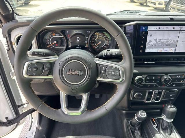 2024 Jeep Wrangler 4-Door Sahara 4x4
