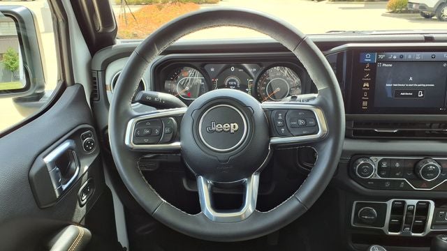 2025 Jeep Wrangler 4-Door Sahara 4x4