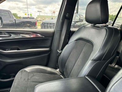 2023 Jeep Grand Cherokee L Altitude 4x4