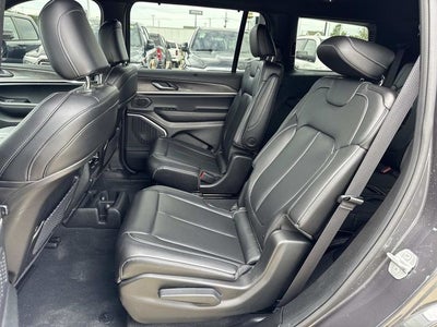 2025 Jeep Grand Cherokee L Limited 4x4