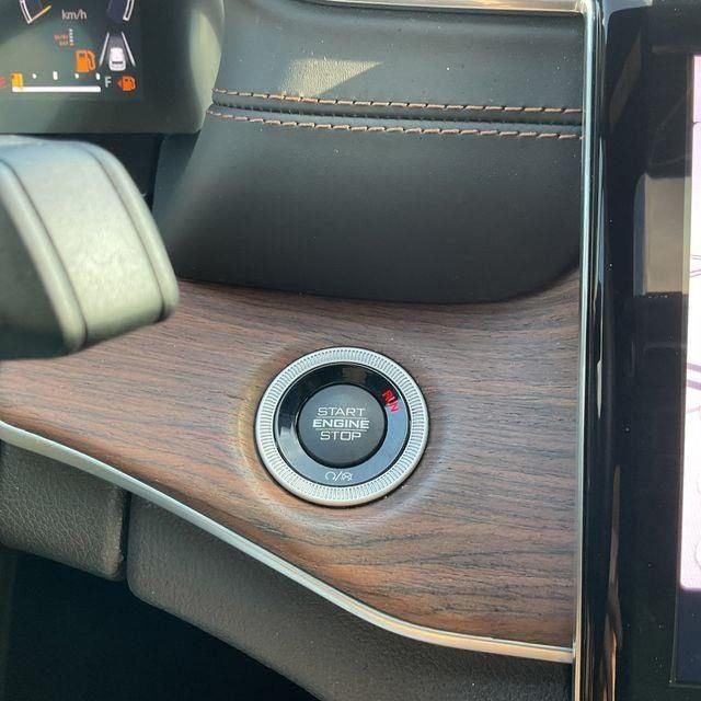 2023 Jeep Grand Cherokee L Summit 4x4