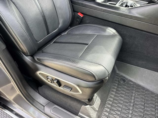 2024 Jeep Wagoneer L Series II 4x2