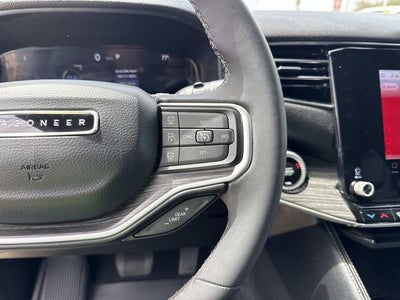 2024 Jeep Wagoneer L Series II 4x2
