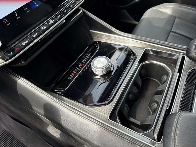 2024 Jeep Wagoneer L Series II 4x2