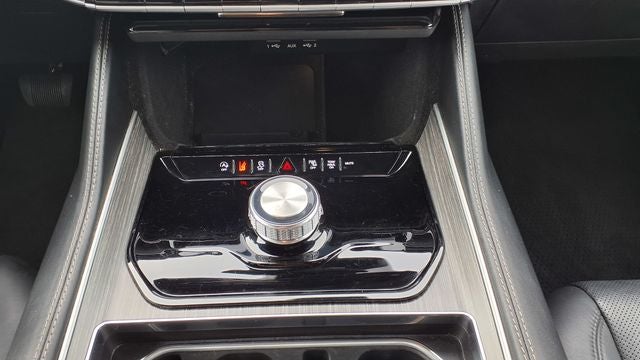 2024 Jeep Wagoneer L Series II 4x2