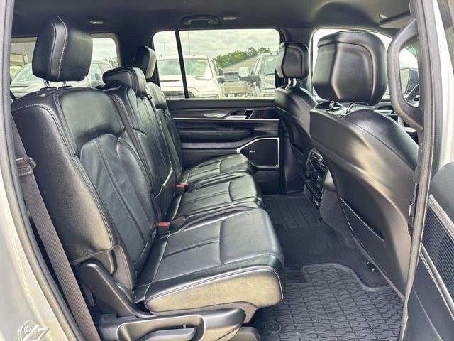 2024 Jeep Wagoneer L Series II 4x2