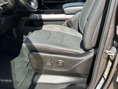 2022 RAM 1500 Big Horn Quad Cab 4x4 6'4' Box