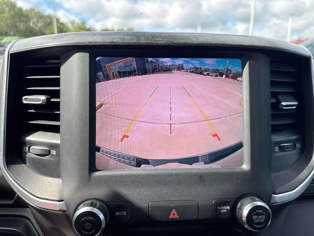2022 RAM 1500 Big Horn Quad Cab 4x4 6'4' Box