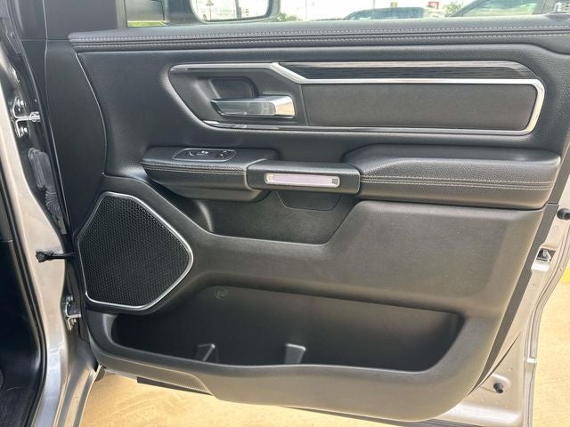 2024 RAM 1500 Laramie Crew Cab 4x4 5'7' Box