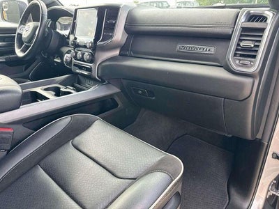 2024 RAM 1500 Laramie Crew Cab 4x4 5'7' Box