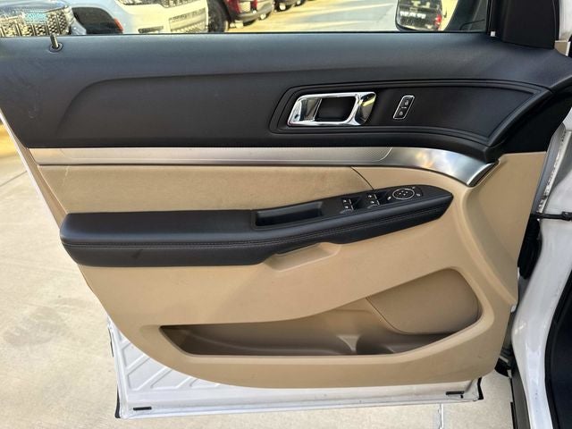 2017 Ford Explorer Base