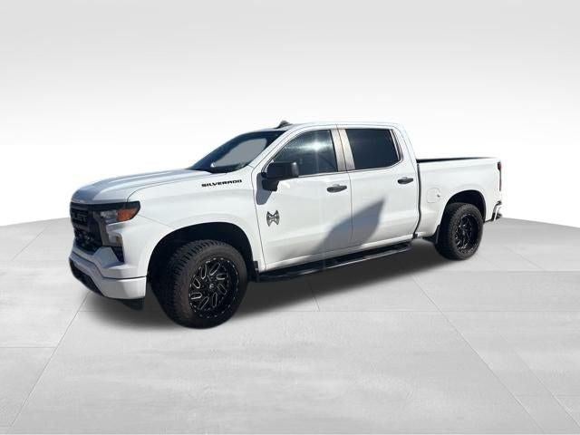 2022 Chevrolet Silverado 1500 2WD Crew Cab Short Bed Custom