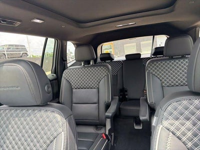 2025 GMC Acadia AWD Denali
