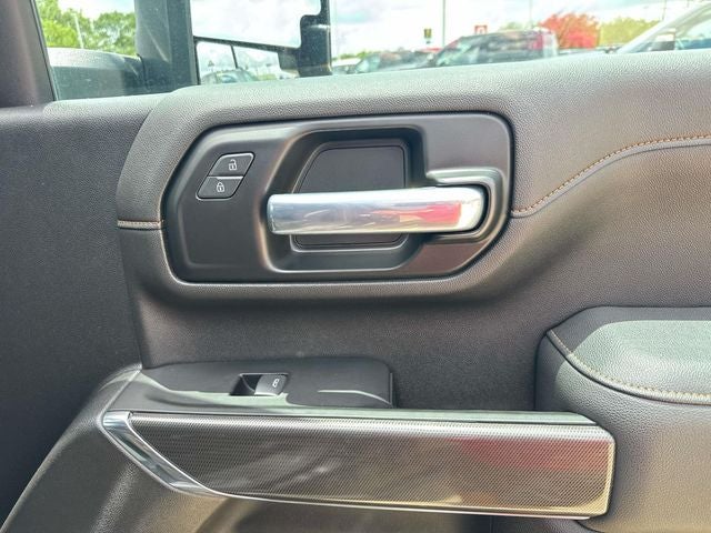 2022 GMC Sierra 2500HD 4WD Crew Cab Standard Bed AT4