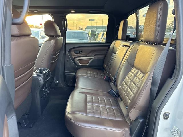 2020 Nissan TITAN Crew Cab Platinum Reserve 4x4