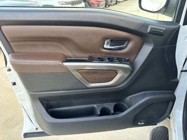 2020 Nissan TITAN Crew Cab Platinum Reserve 4x4