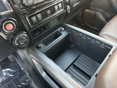2020 Nissan TITAN Crew Cab Platinum Reserve 4x4