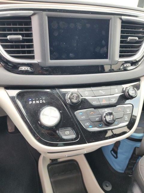 2018 Chrysler Pacifica LX