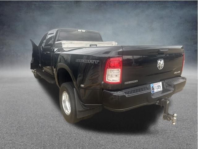 2020 RAM 3500 Big Horn Crew Cab 4x4 8' Box