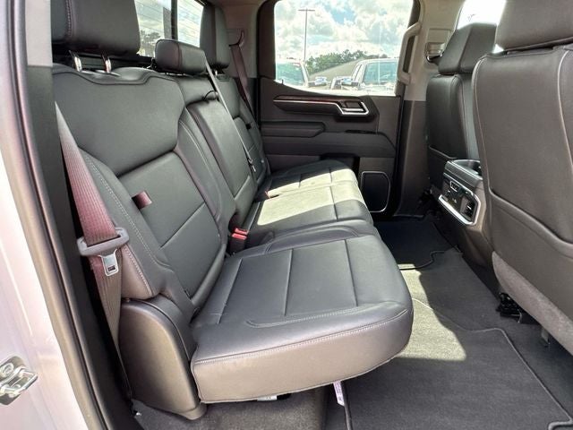 2025 GMC Sierra 1500 4WD Crew Cab Short Box SLT