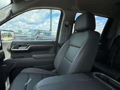 2025 GMC Sierra 1500 4WD Crew Cab Short Box SLT