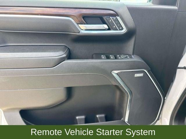 2025 GMC Sierra 1500 4WD Crew Cab Short Box SLT